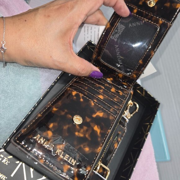 Anne Klein Tortoise Card Case w/Charms, Flat Wristlet and Key Chain - Picture 9 of 11